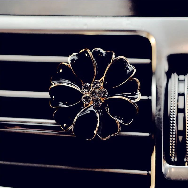 Car Air Outlet Fragrant Perfume Clip Air Freshener Diffuser Universal Exquisite Diamond Car Air Conditioning Air Clip Decorative