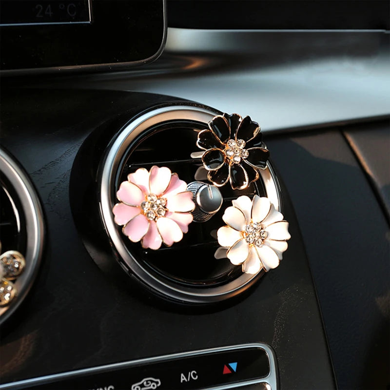 Car Air Outlet Fragrant Perfume Clip Air Freshener Diffuser Universal Exquisite Diamond Car Air Conditioning Air Clip Decorative